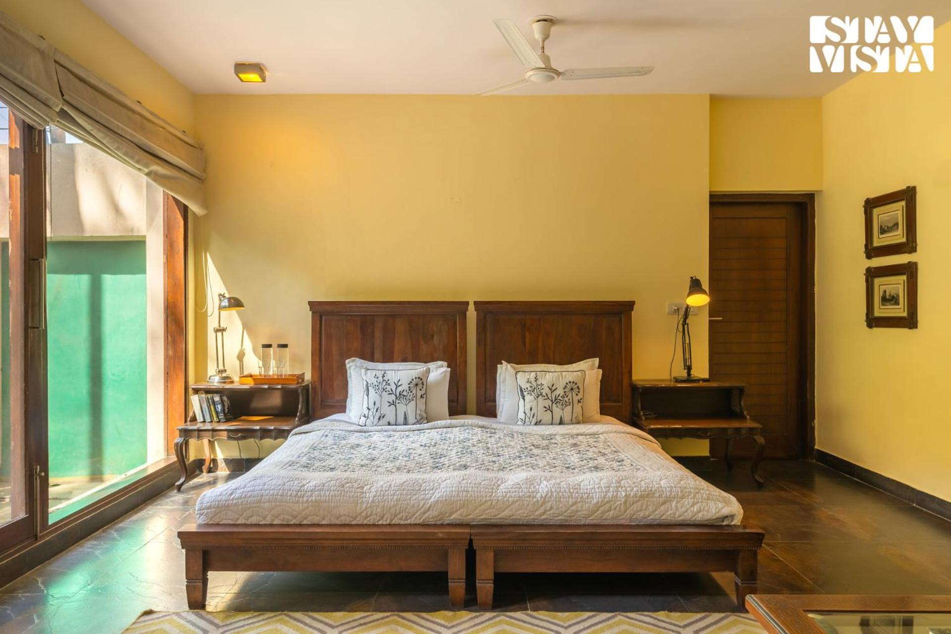 Stayvista At Hillcrest Villa With Valley View, Bonfire And Heater Kasauli Exteriör bild
